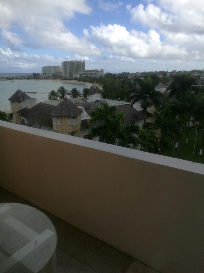 Aparthotel Turtle Towers Ocho Rios Exterior foto
